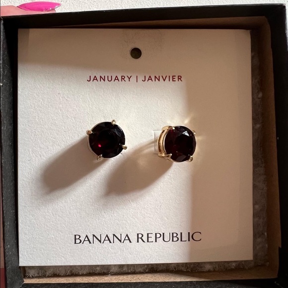 Banana Republic Garnet Earrings never worn - Picture 2 of 4